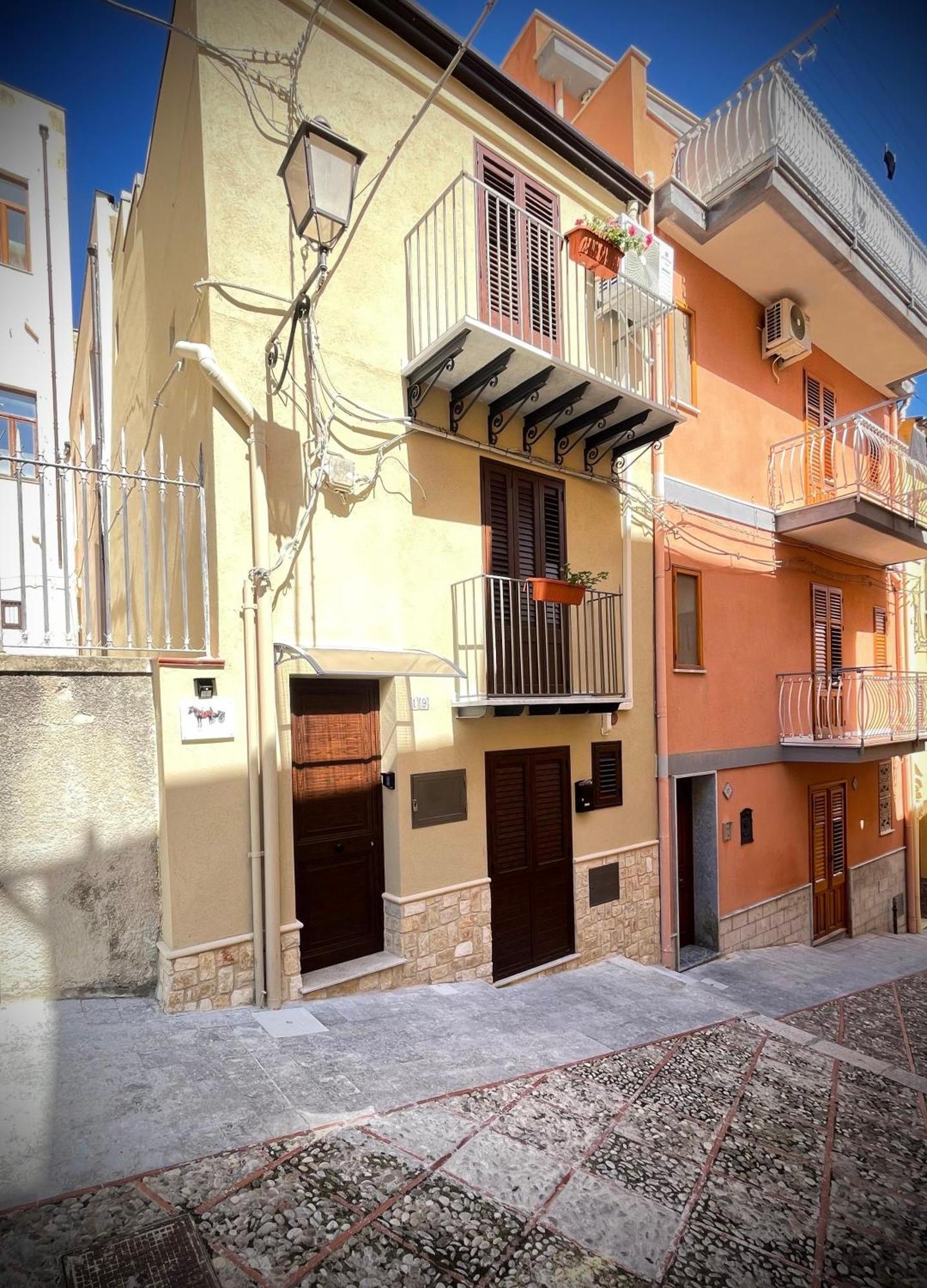 Hotel Il Carrettiere Termini Imerese Esterno foto